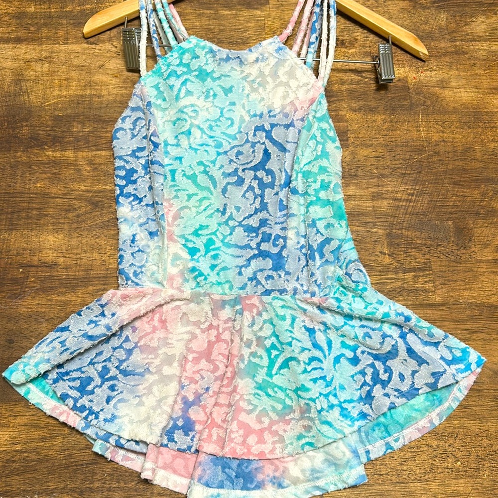Venus tiedye baby doll tank 
Xs
